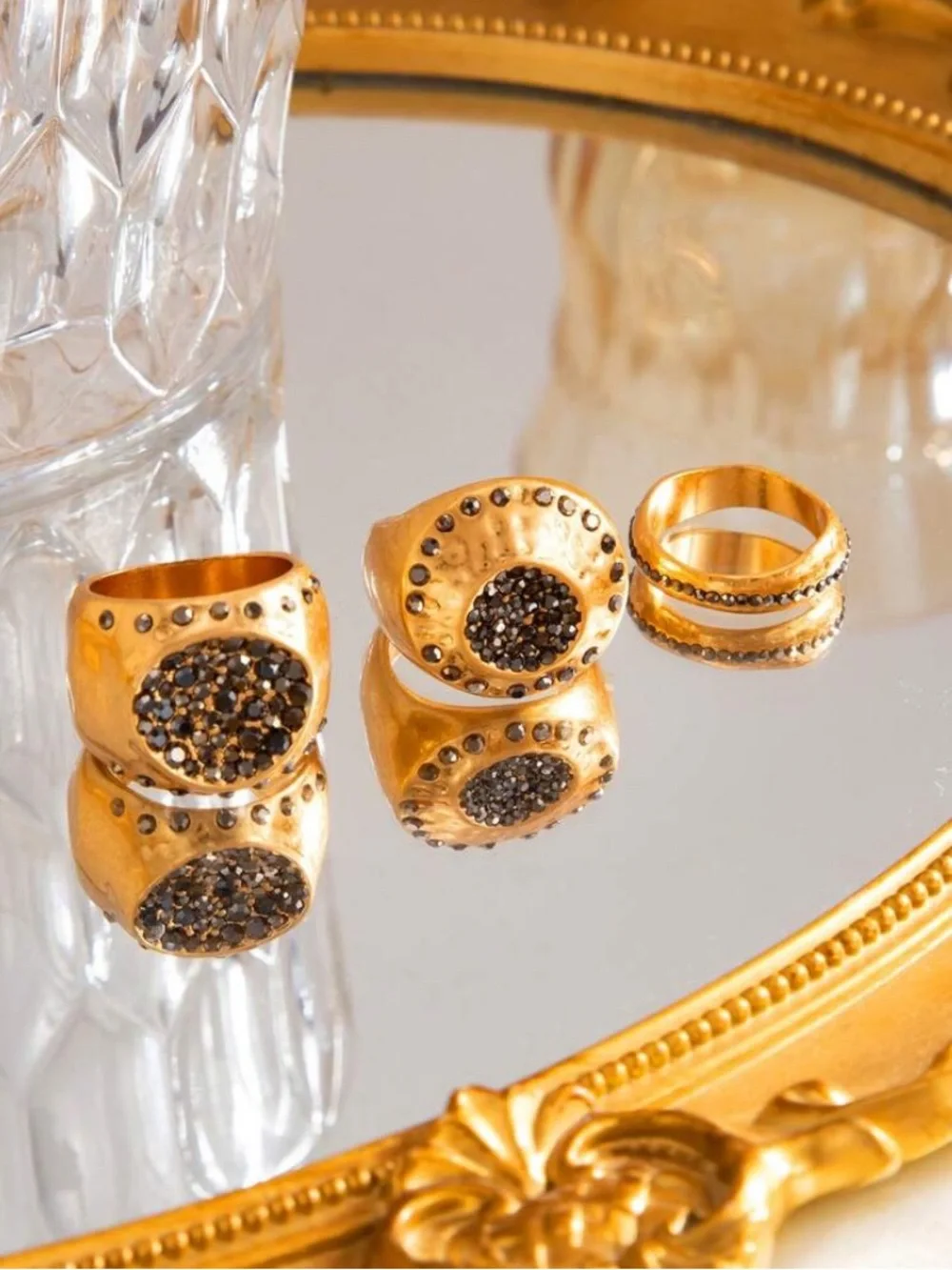 Obsidian Onyx Pavé Luxury Gold Signet Ring